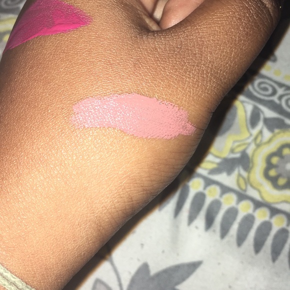 Makeup - Picture 3 of 3